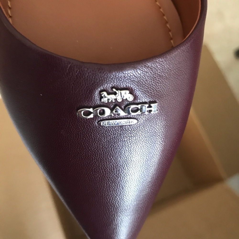 Coach Pointed Toe Leather Flat shoes - Picture 7 of 10